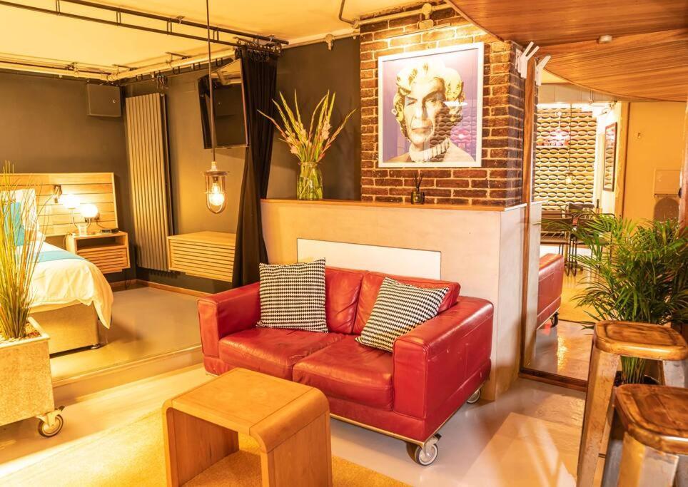 The Jazz Quarters, Southsea'S Hidden Gem Apartment พอร์ตสมัธ ภายนอก รูปภาพ