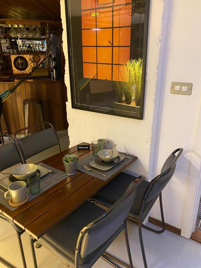 The Jazz Quarters, Southsea'S Hidden Gem Apartment พอร์ตสมัธ ภายนอก รูปภาพ