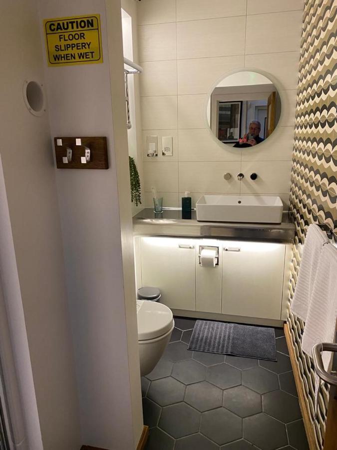 The Jazz Quarters, Southsea'S Hidden Gem Apartment พอร์ตสมัธ ภายนอก รูปภาพ